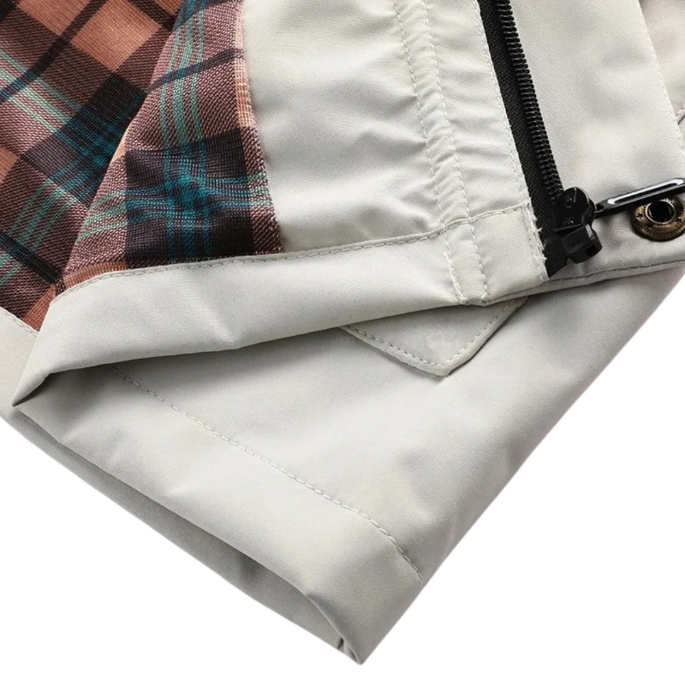 Berenike – Ultra Comfortable Windproof and Waterproof Outdoor Jacket for Ultimate Protection